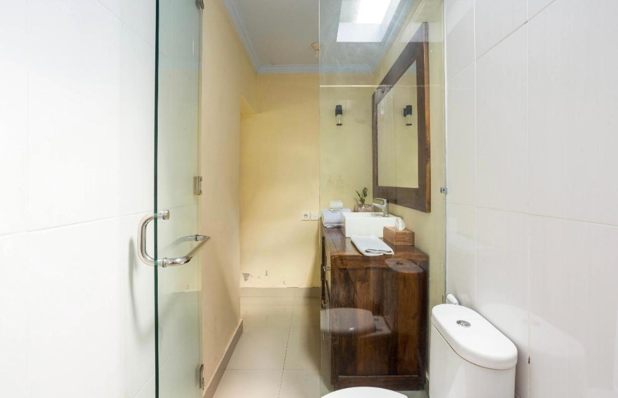 Vishaka Apartment *